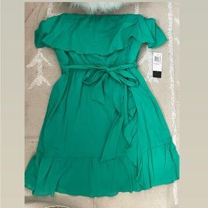 Strapless ruffle sinched waist tie dress